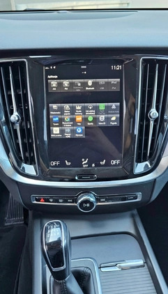 Volvo V60 cena 89900 przebieg: 115000, rok produkcji 2019 z Oława małe 667